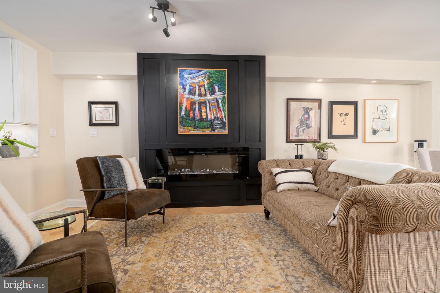 700 New Hampshire Avenue NW #703