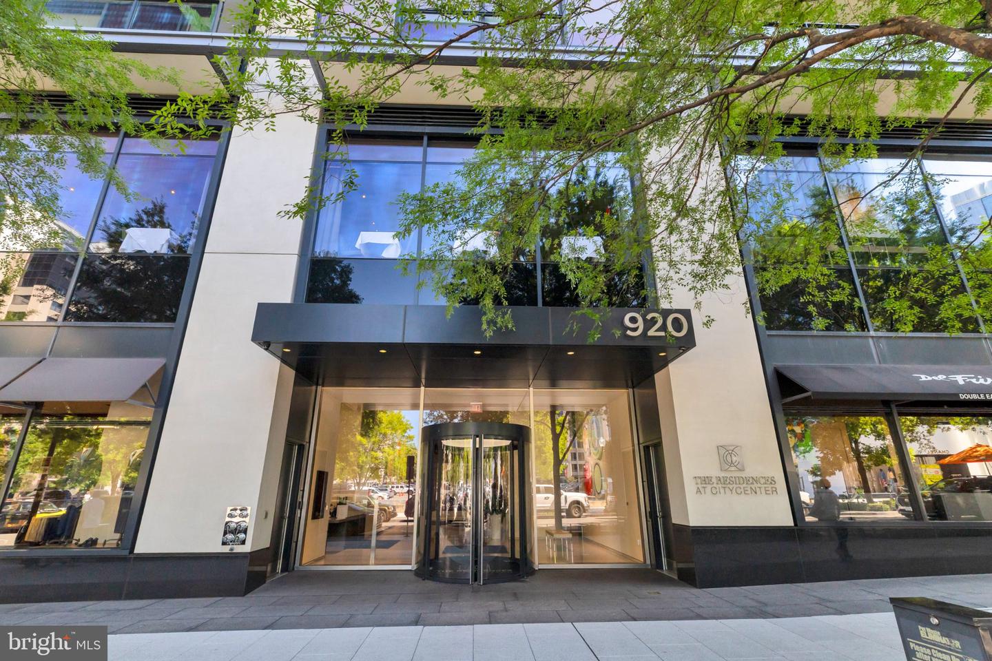 920 I Street NW #403