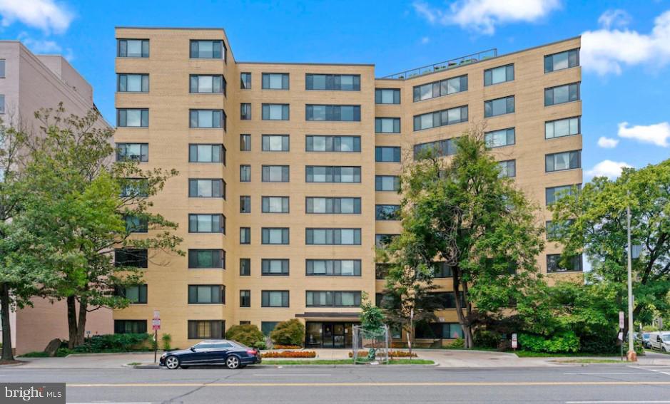 5410 Connecticut Avenue NW #403