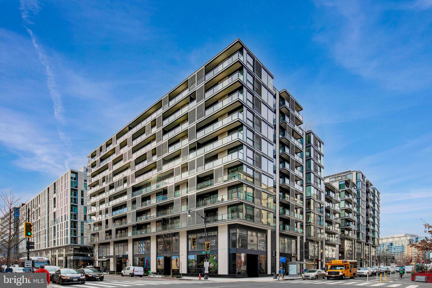 920 I Street NW #812