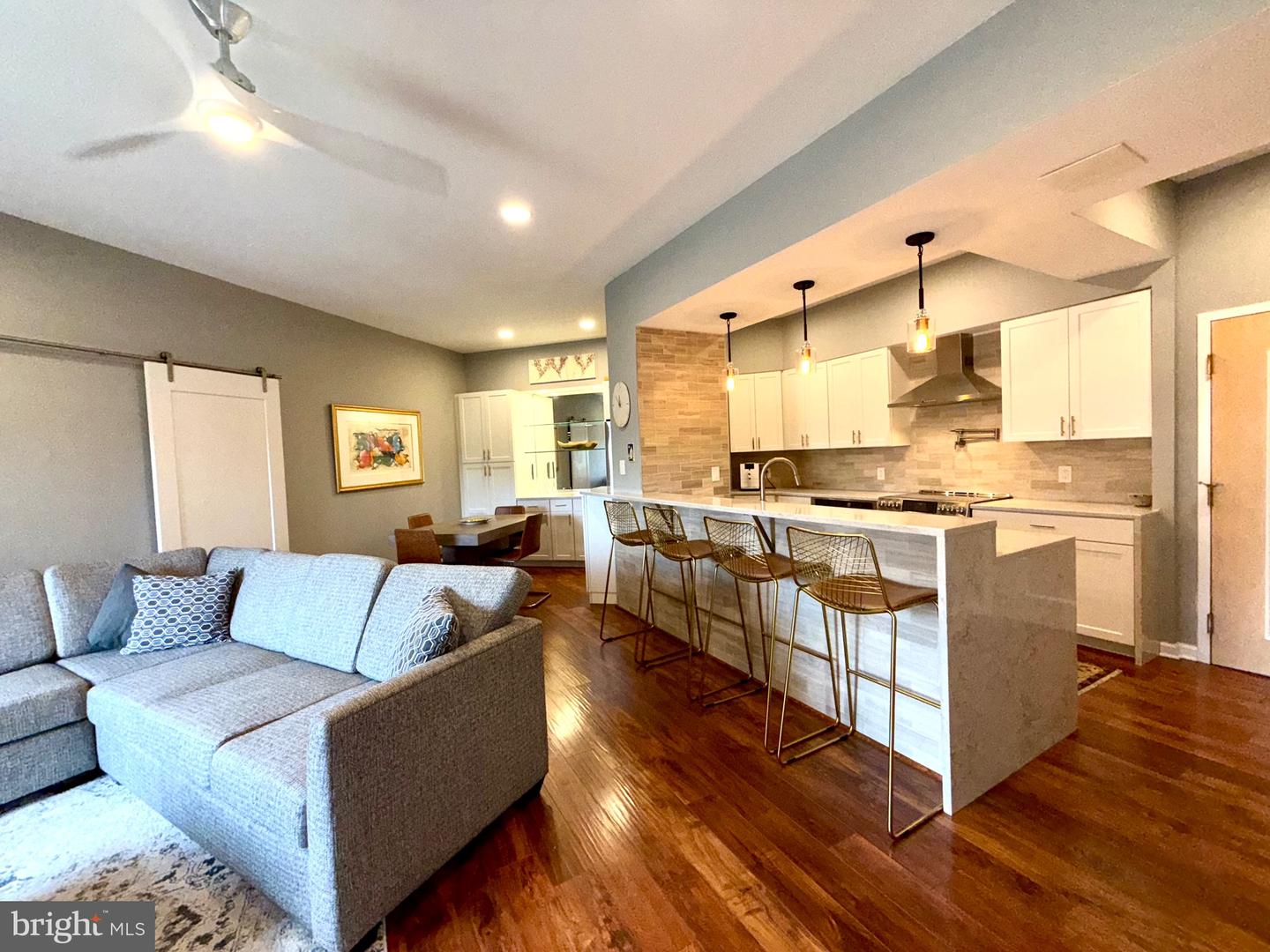 2111 Wisconsin Avenue NW #710