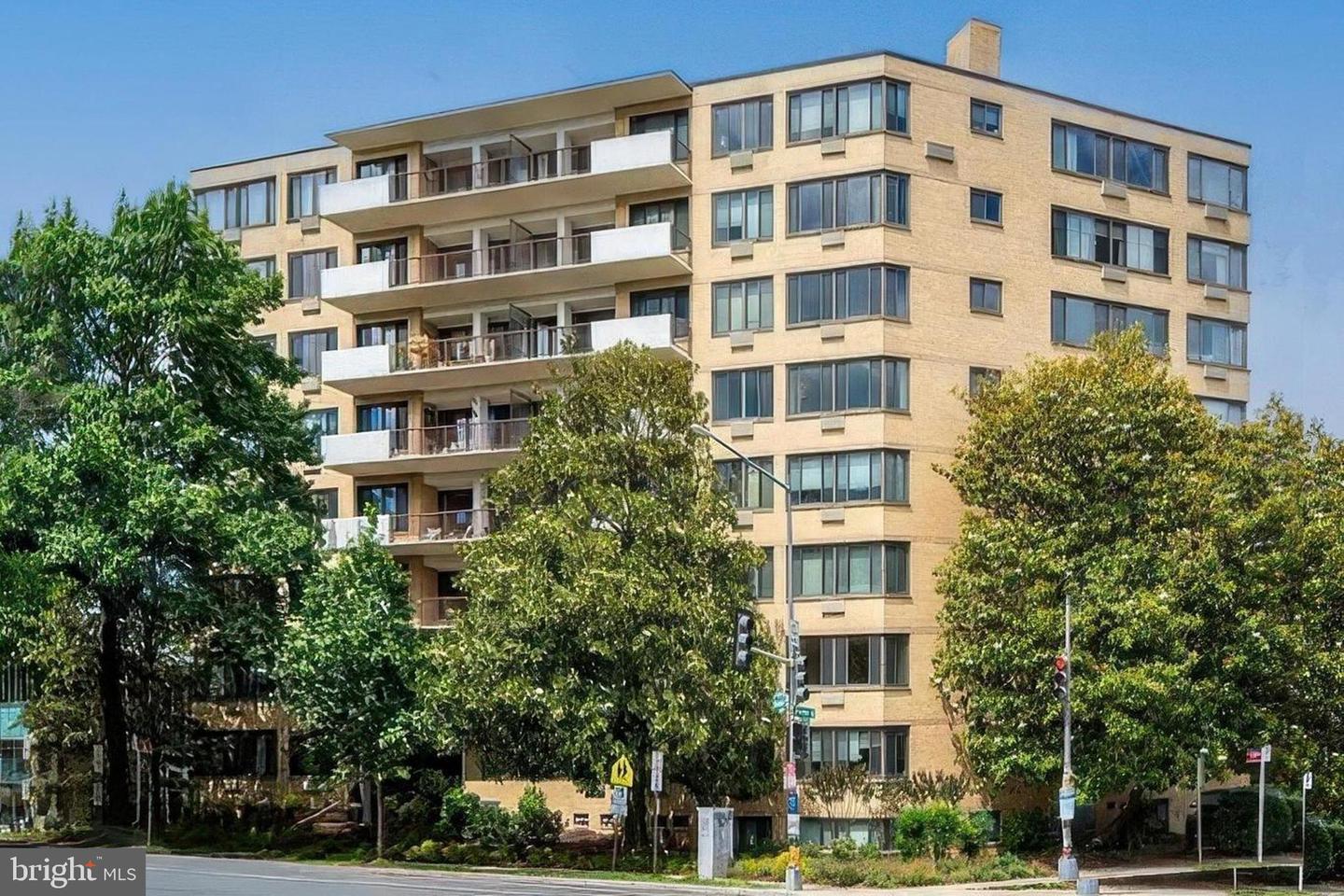 3601 Wisconsin Avenue NW #210