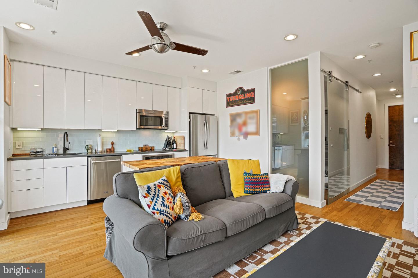 435 R Street NW #301