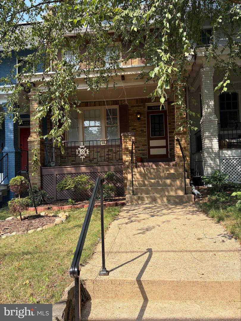 2218 NW Tunlaw Road NW