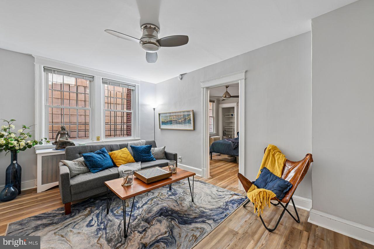 414 Seward Square SE #104