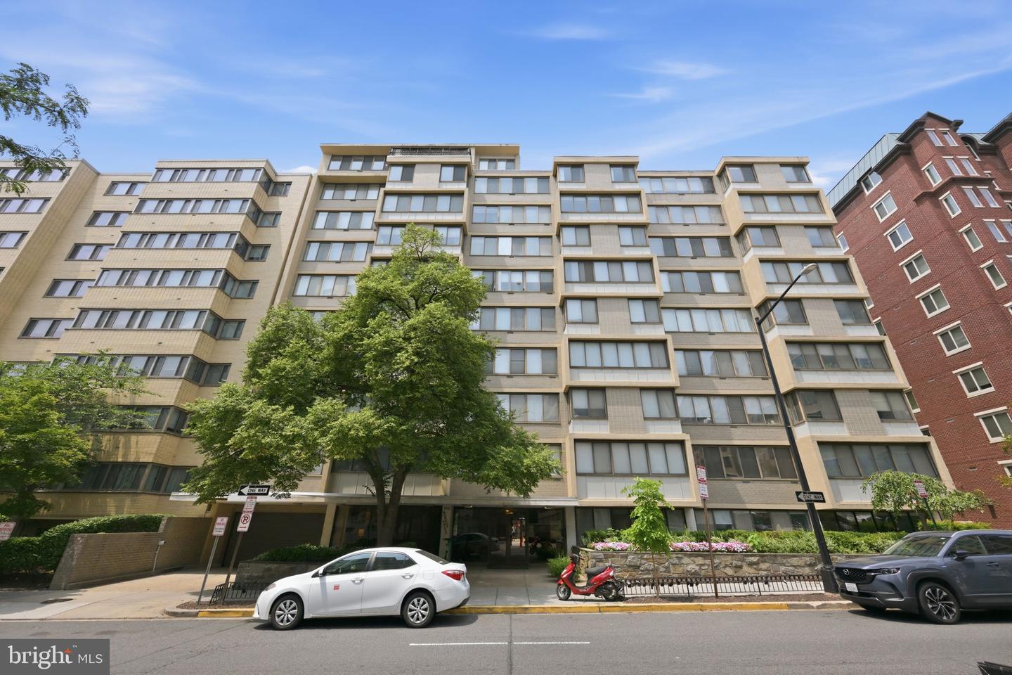 522 21st Street NW #608