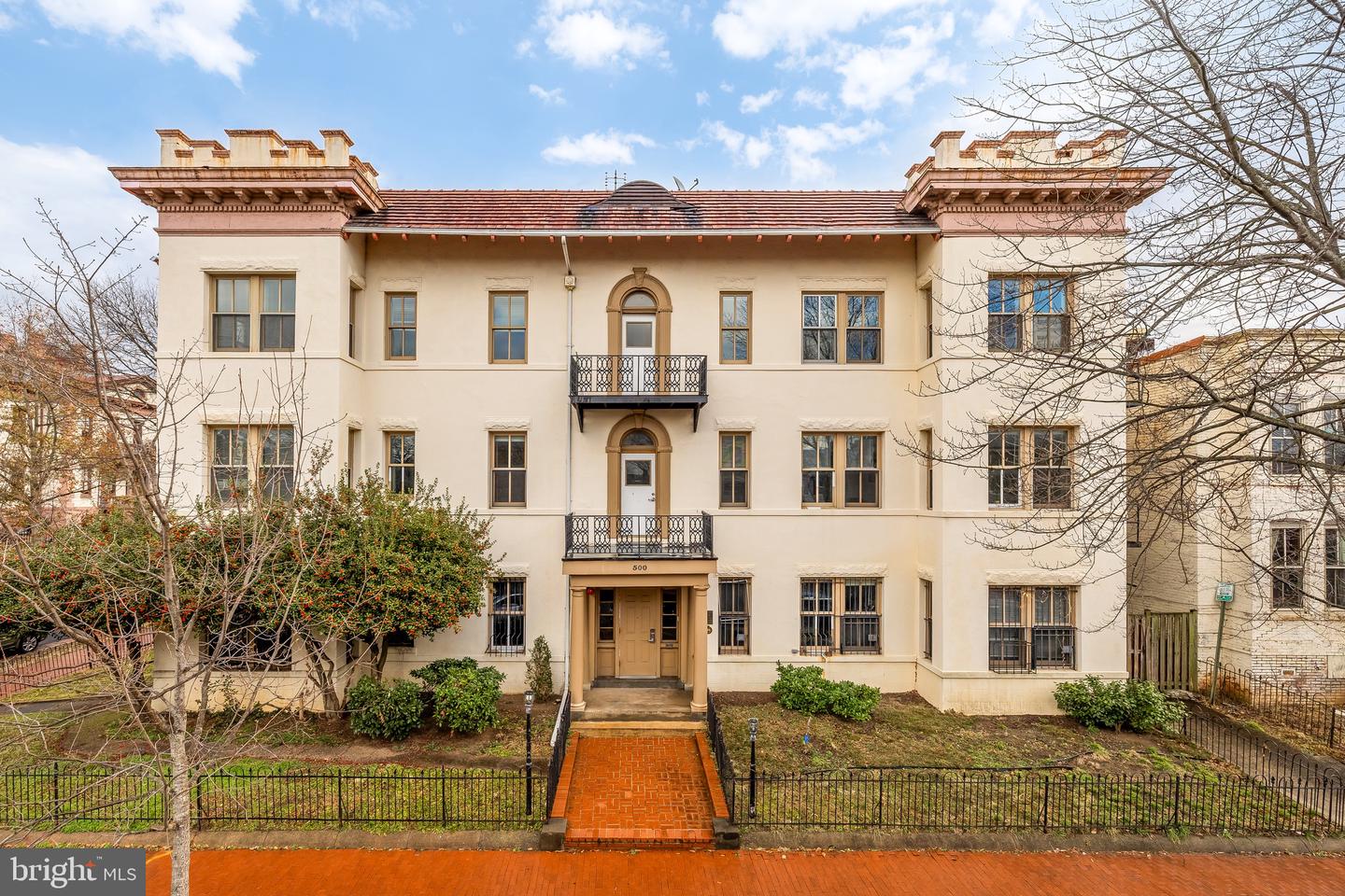 500 9th Street SE