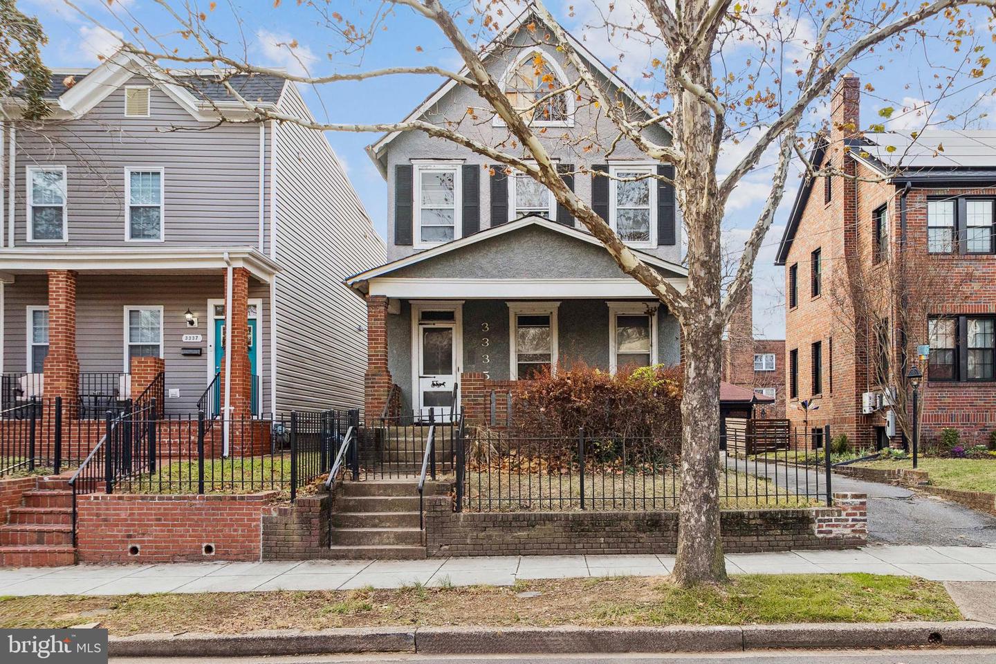 3335 5th Street SE