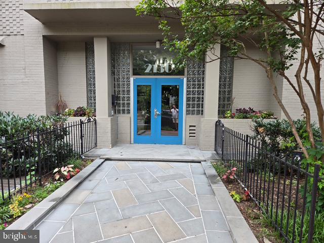 2130 N Street NW #4c