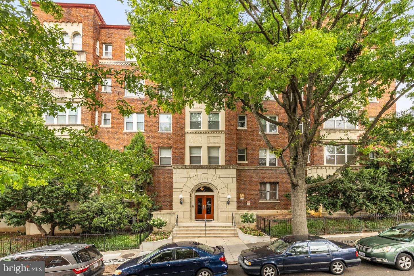 1615 Kenyon Street NW #4