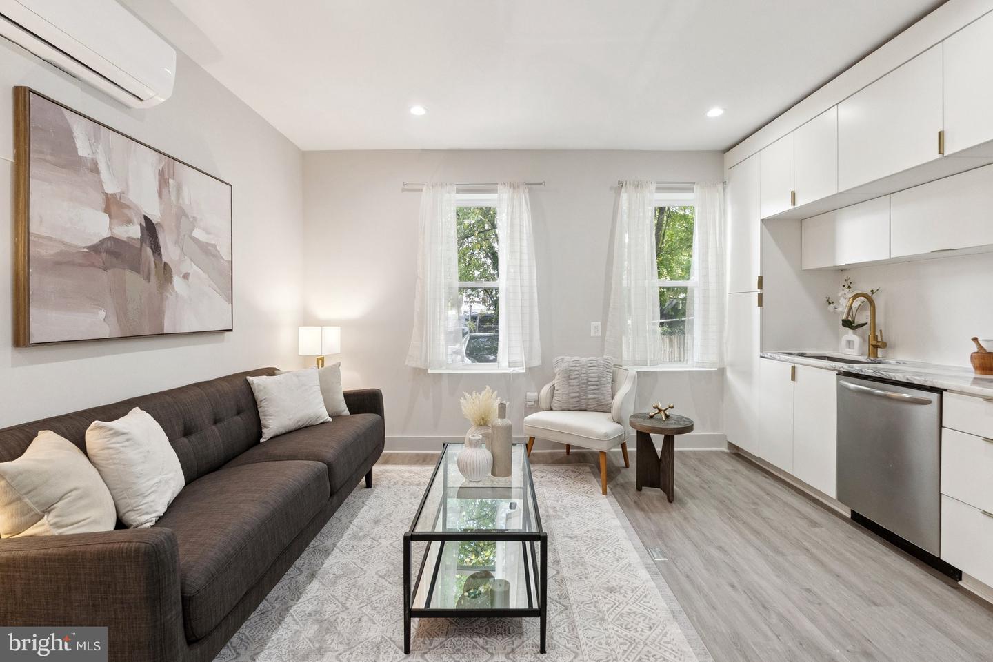839 Kennedy Street NW #105