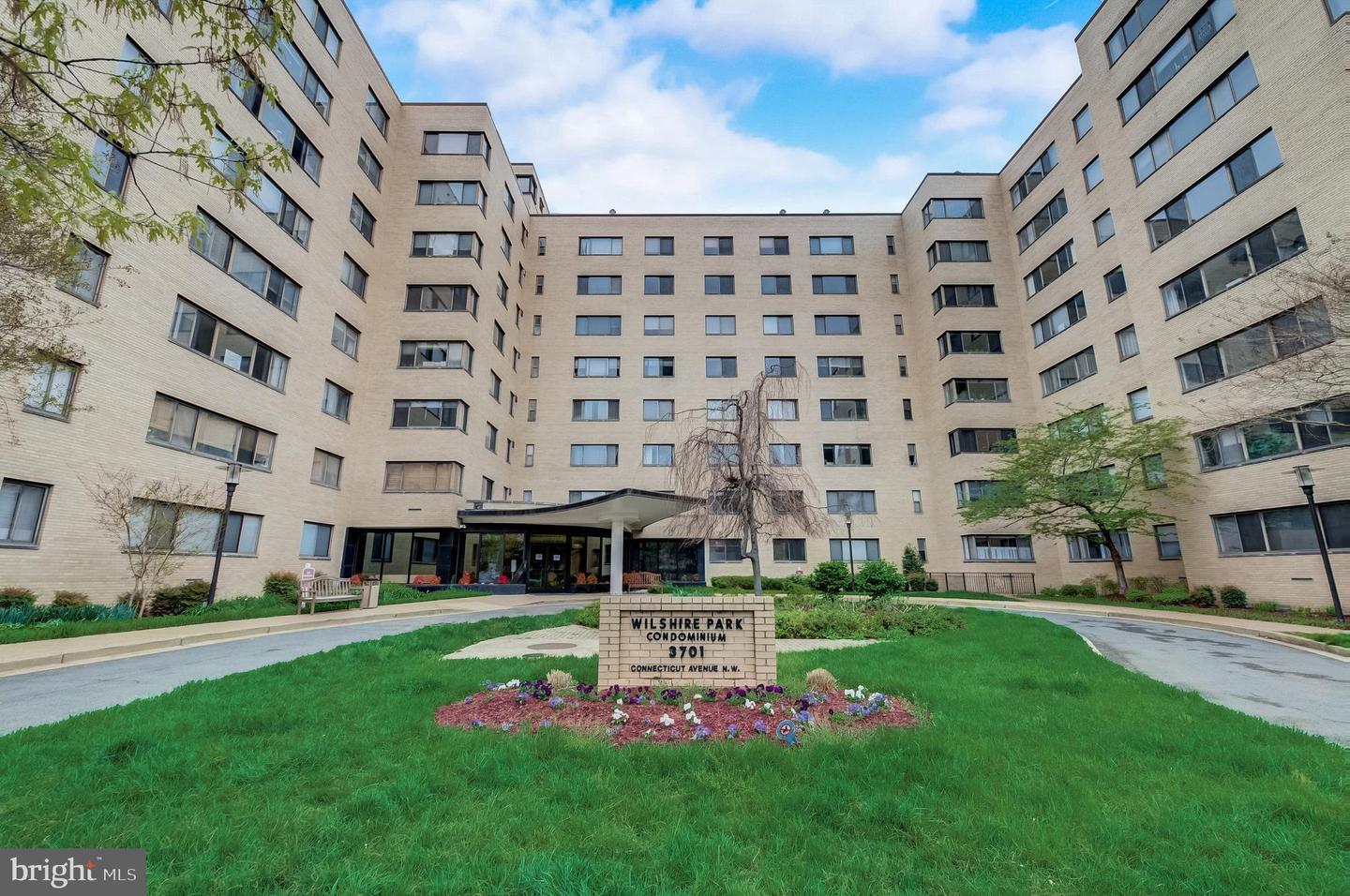 3701 Connecticut Avenue NW #222
