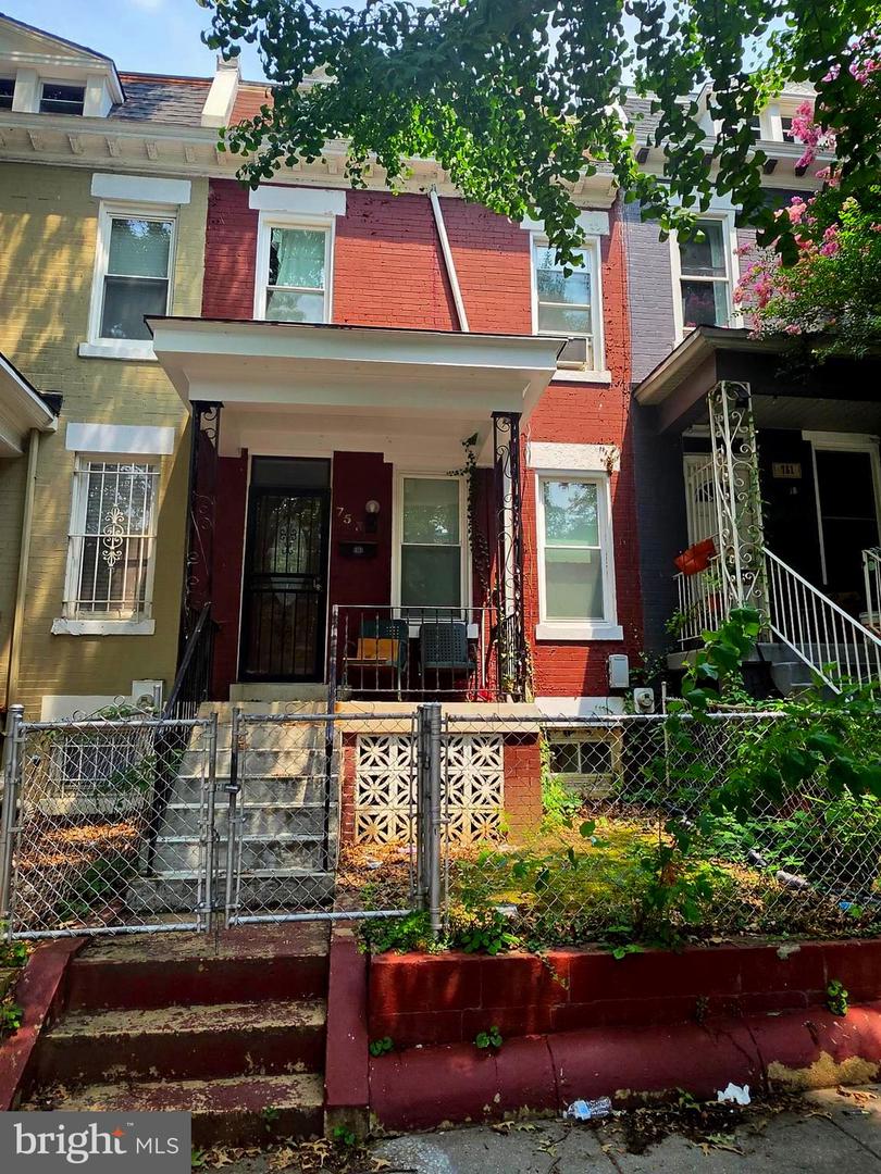 753 Harvard Street NW