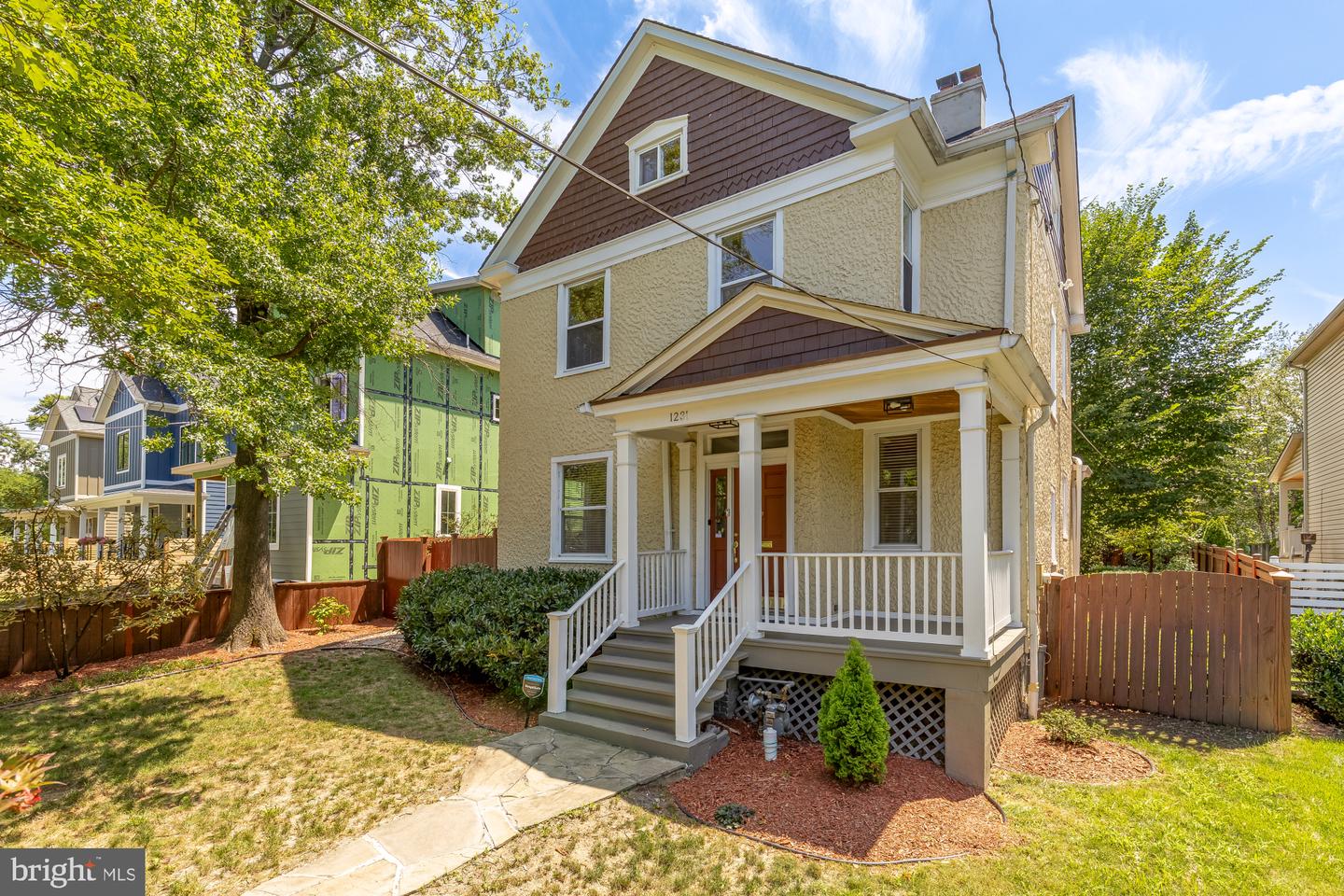 1231 Franklin Street NE