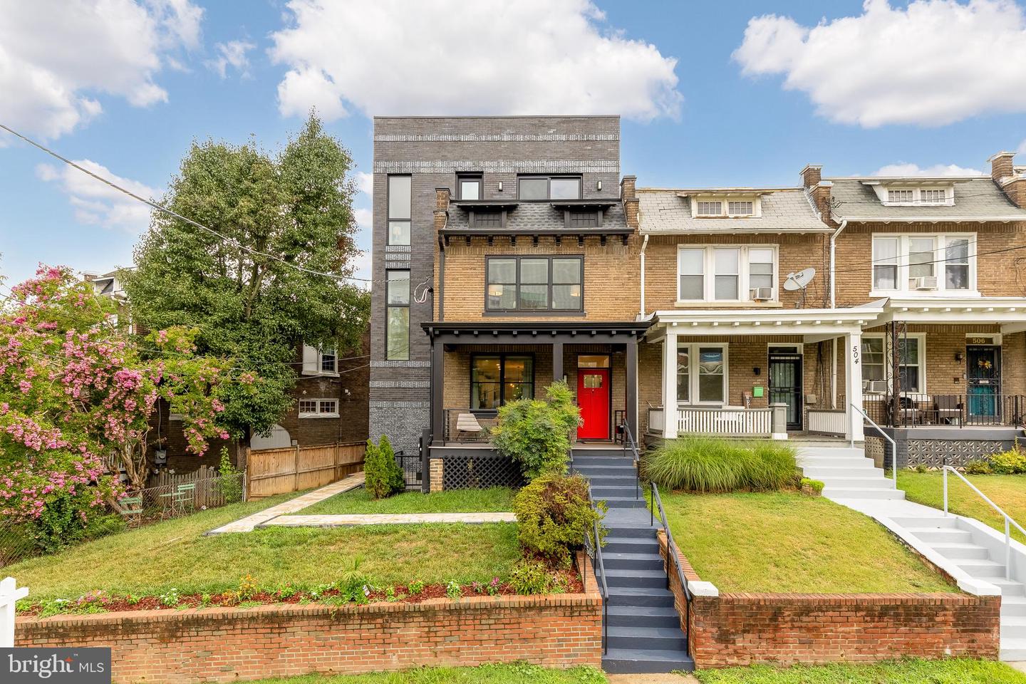 502 Edgewood Street NE #2