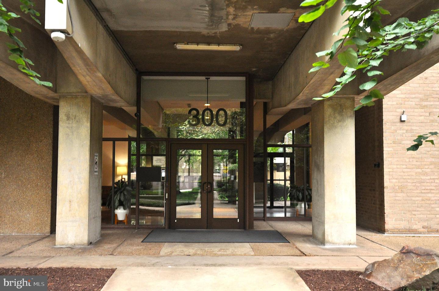 300 M Street SW #n514