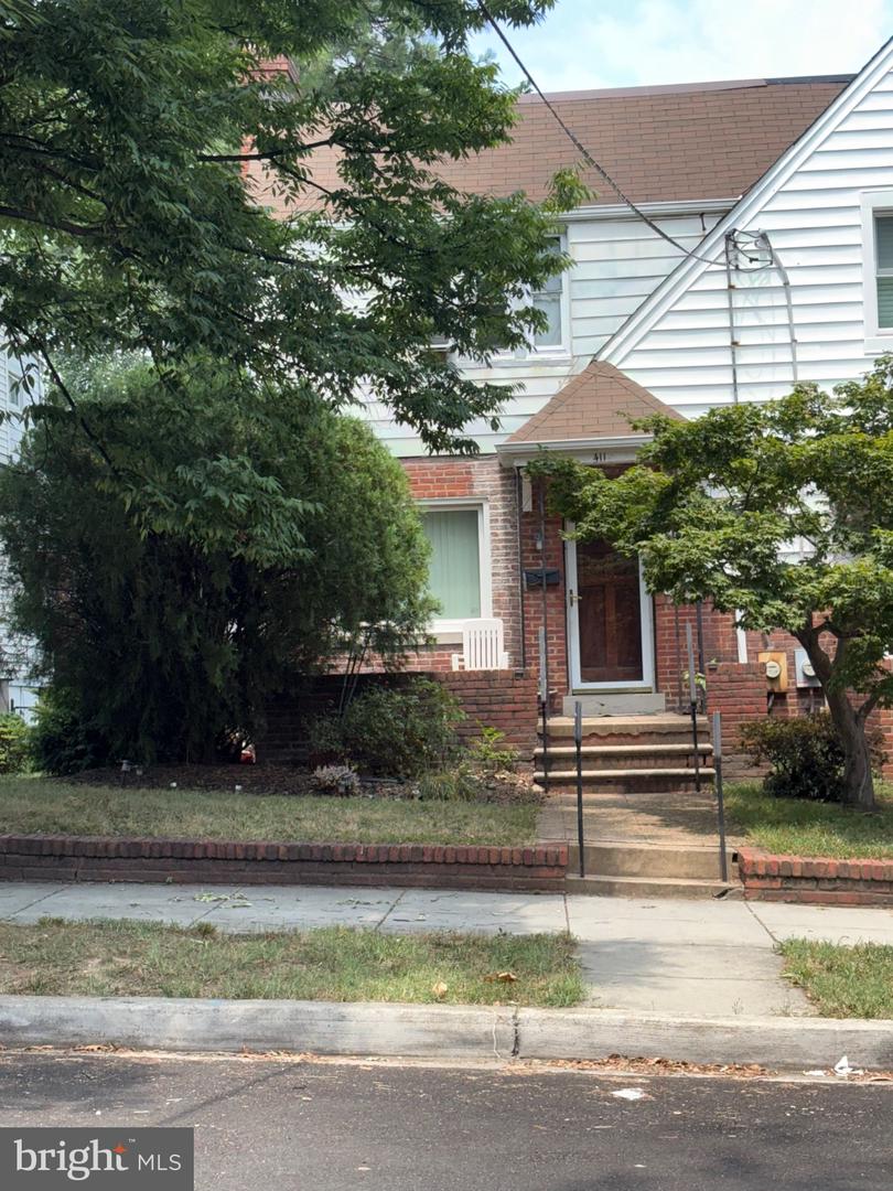 411 Peabody Street NW