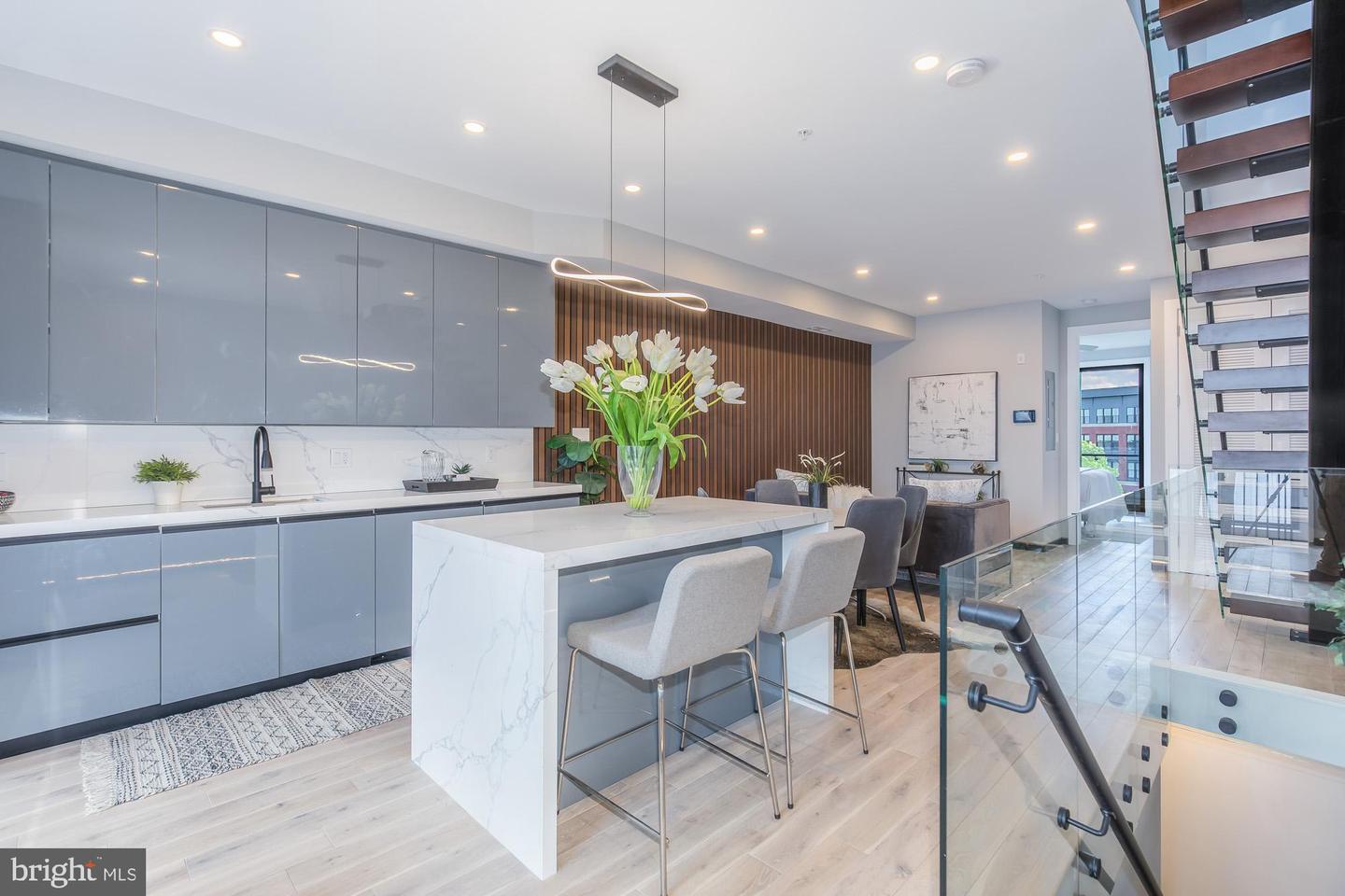 1332 G Street SE #3