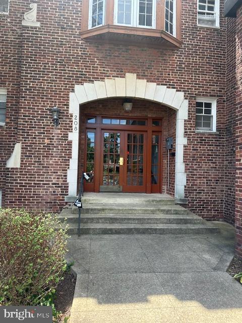 208 Farragut Street NW #204