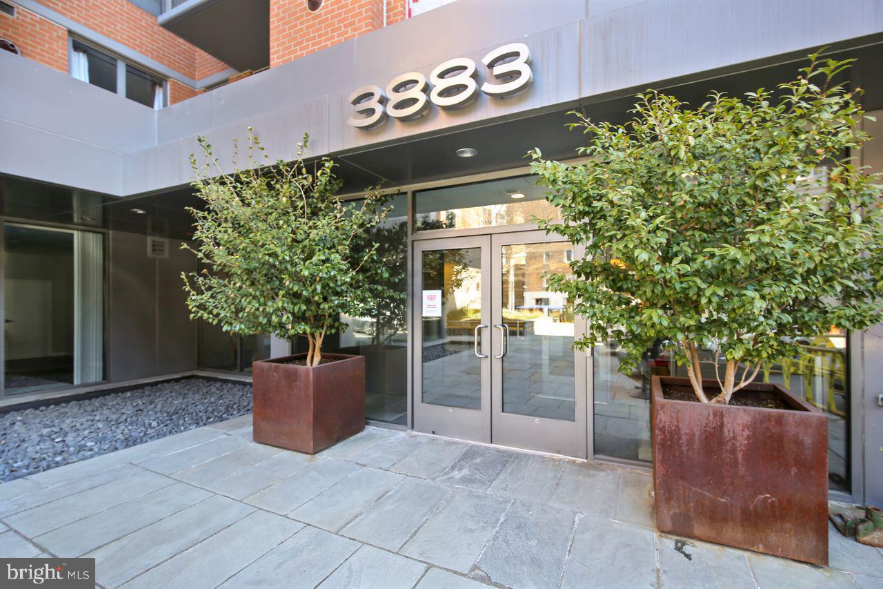 3883 Connecticut Avenue NW #619