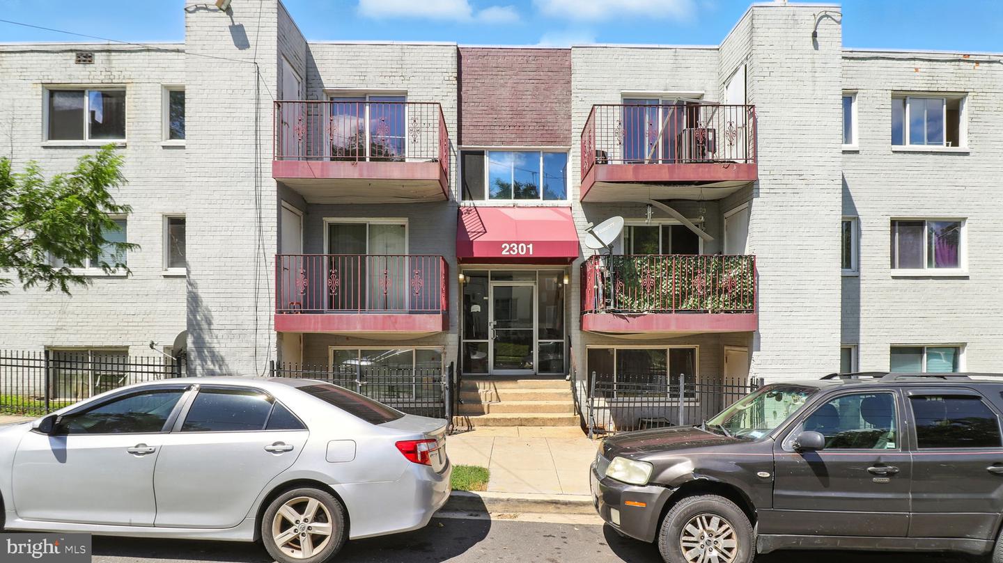 2301 Pitts Place SE #103