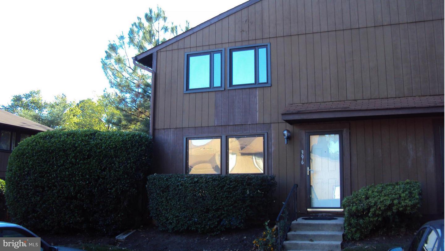 396 West Court, Glen Burnie