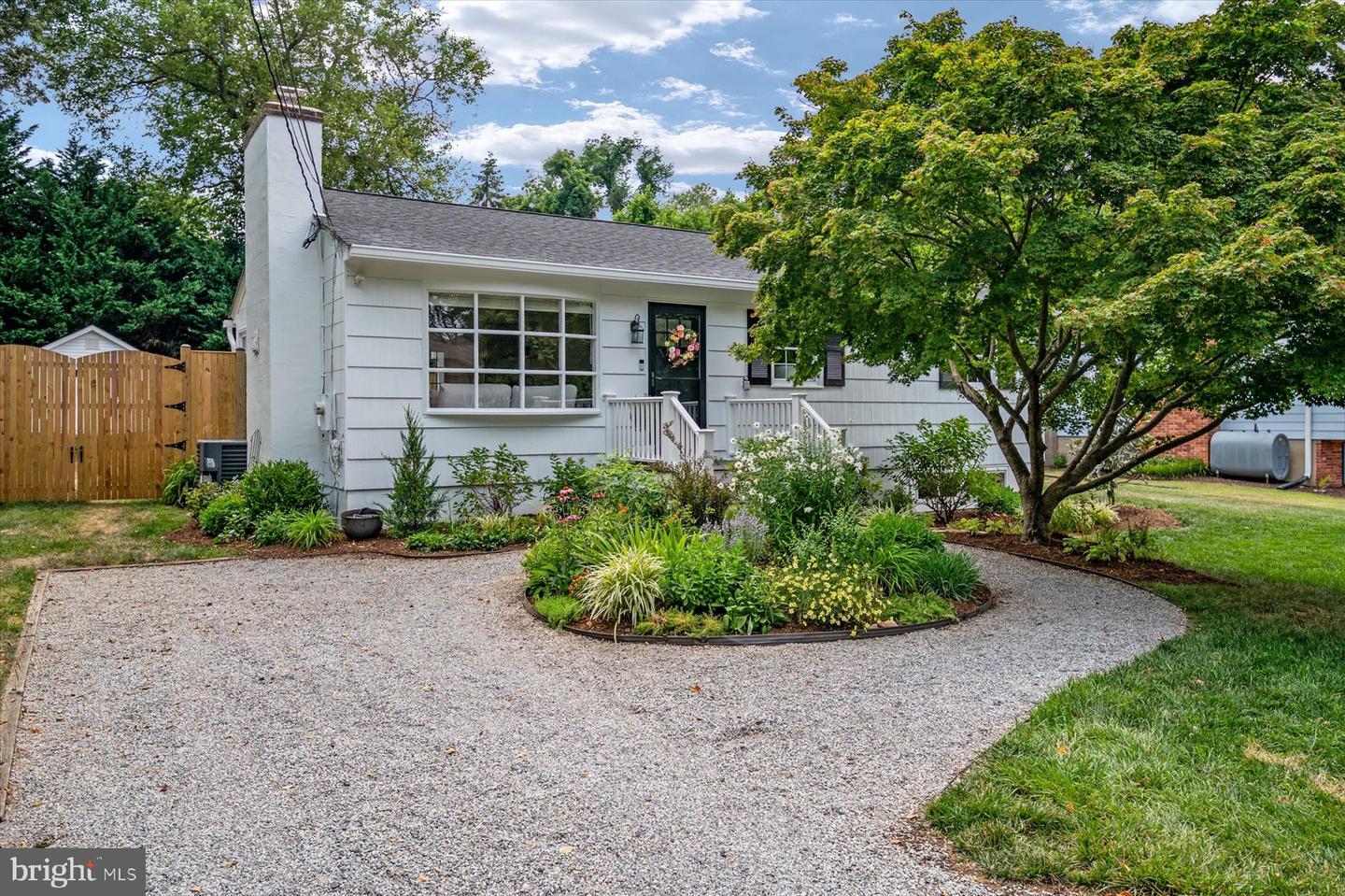 107 Great Lake Drive, Annapolis