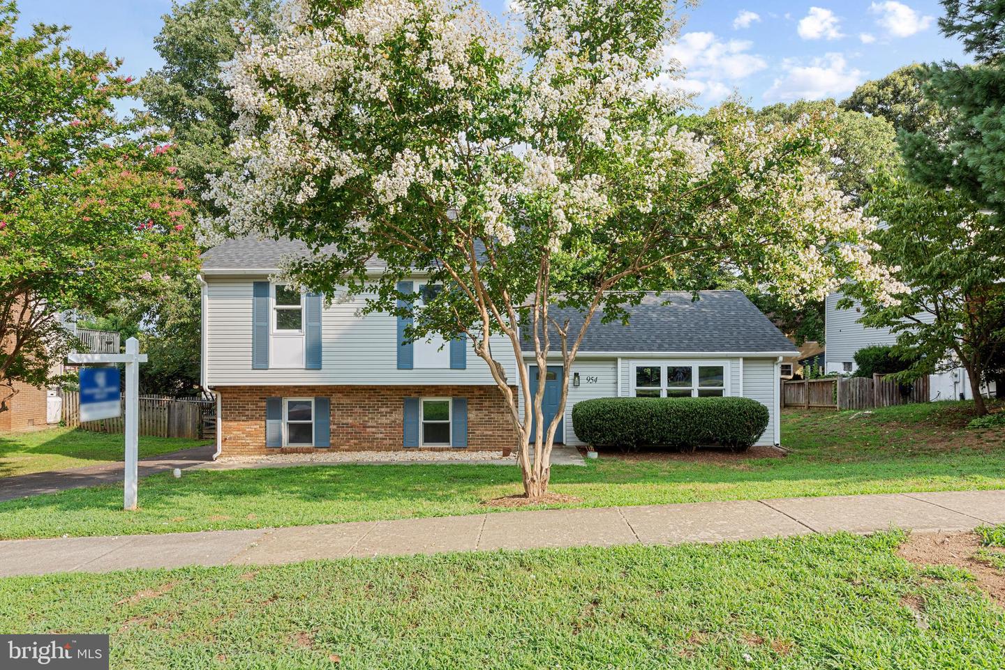 954 Seahorse Court, Annapolis