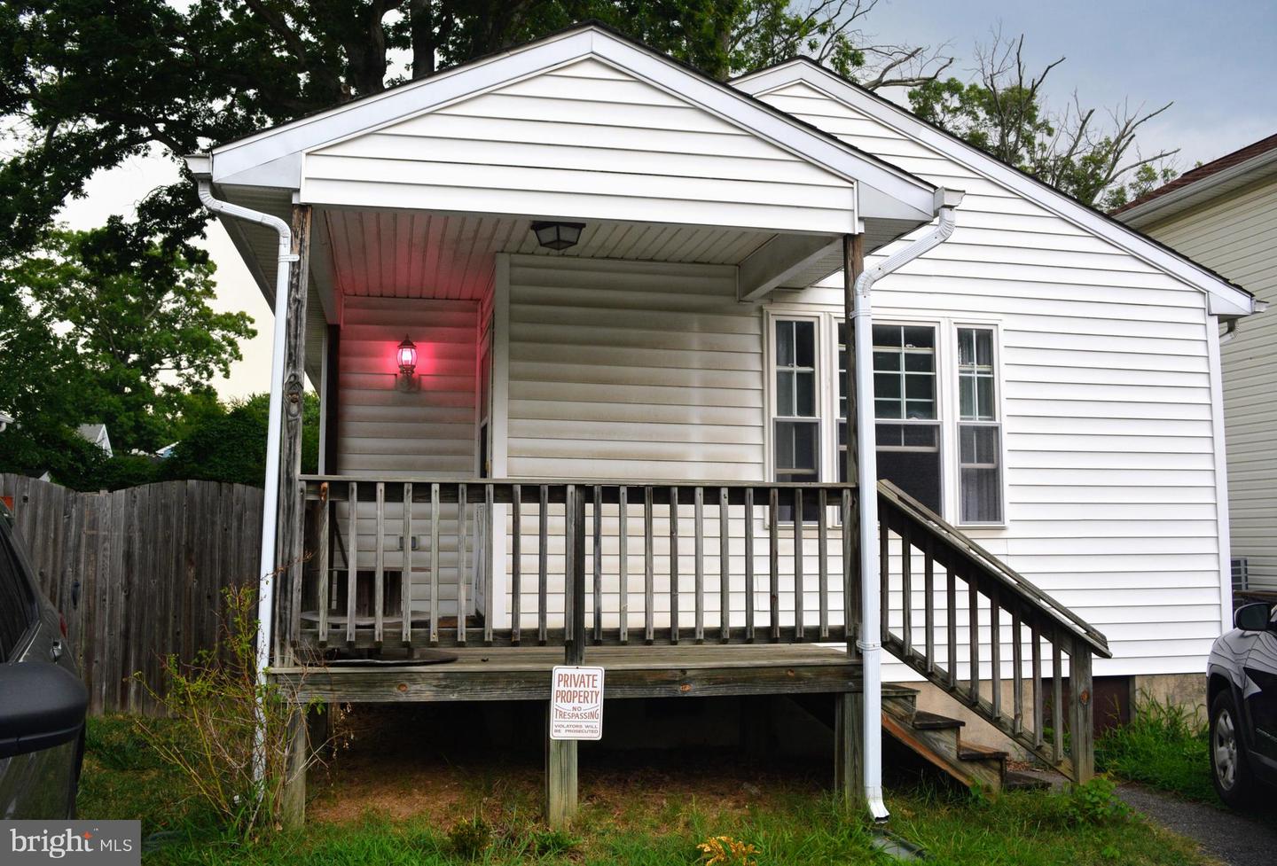 2078 Forest Drive, Annapolis