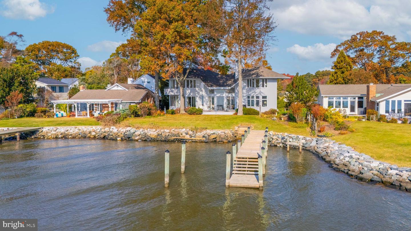 975 Bay Drive, Deale