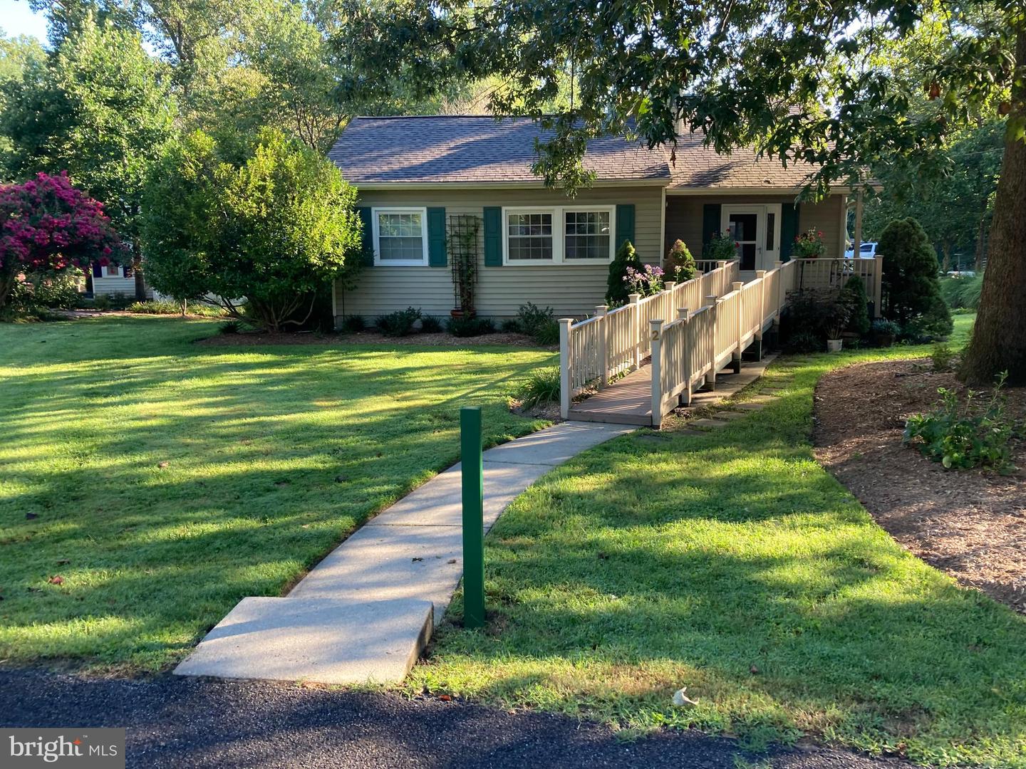 2 Severn Drive, Annapolis