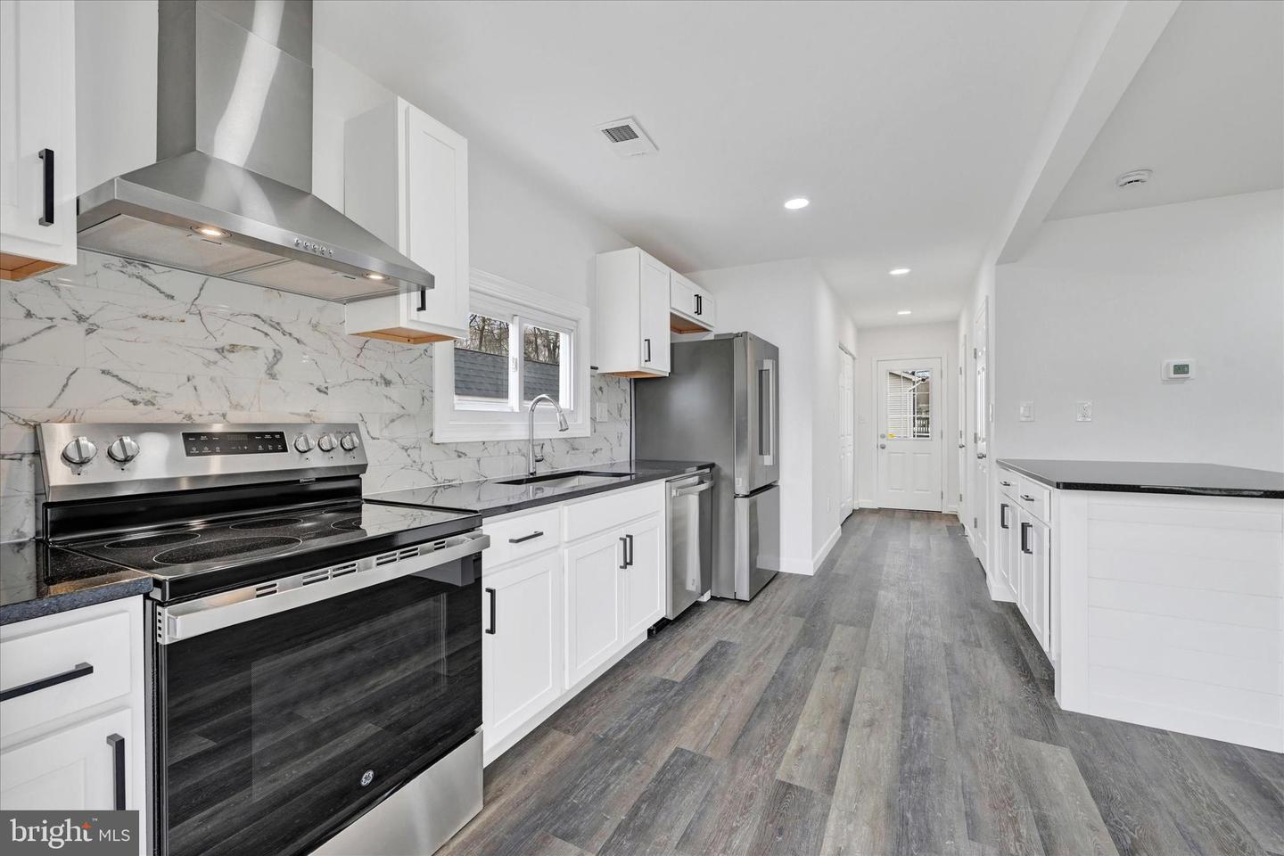 6320 Shady Side Road, Shady Side