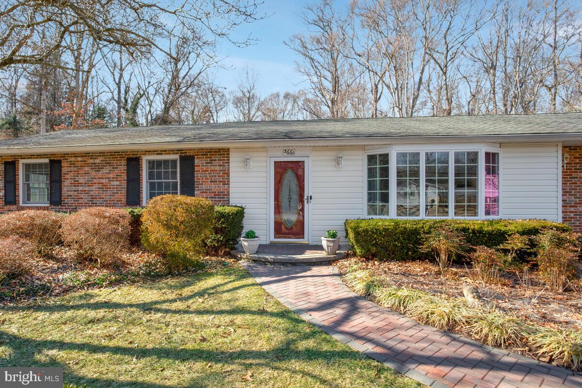 3660 N Carolina Avenue, Edgewater