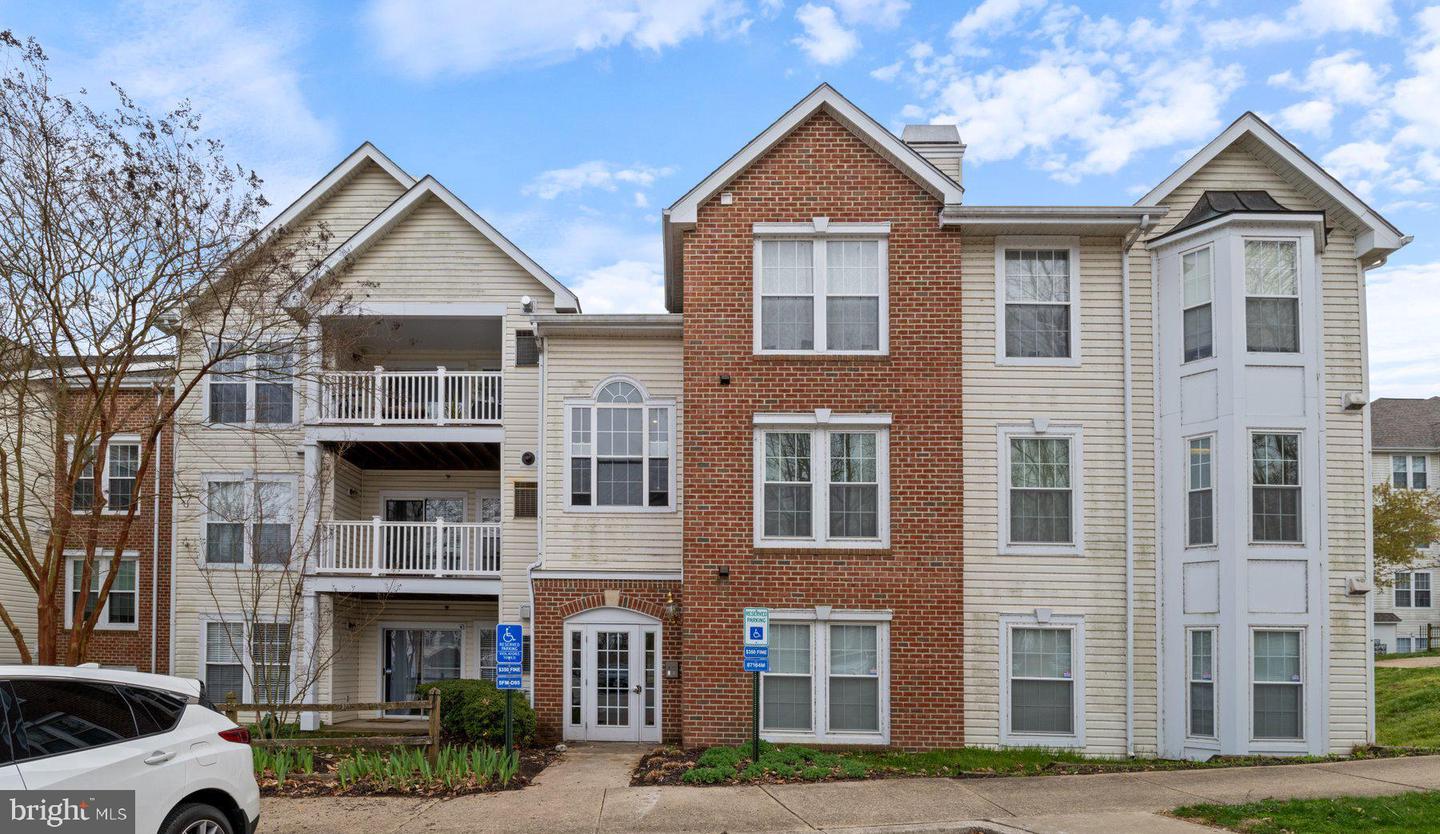 3109 River Bend Court #d204, Laurel