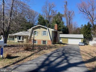1096 Linden Tree Drive, Annapolis