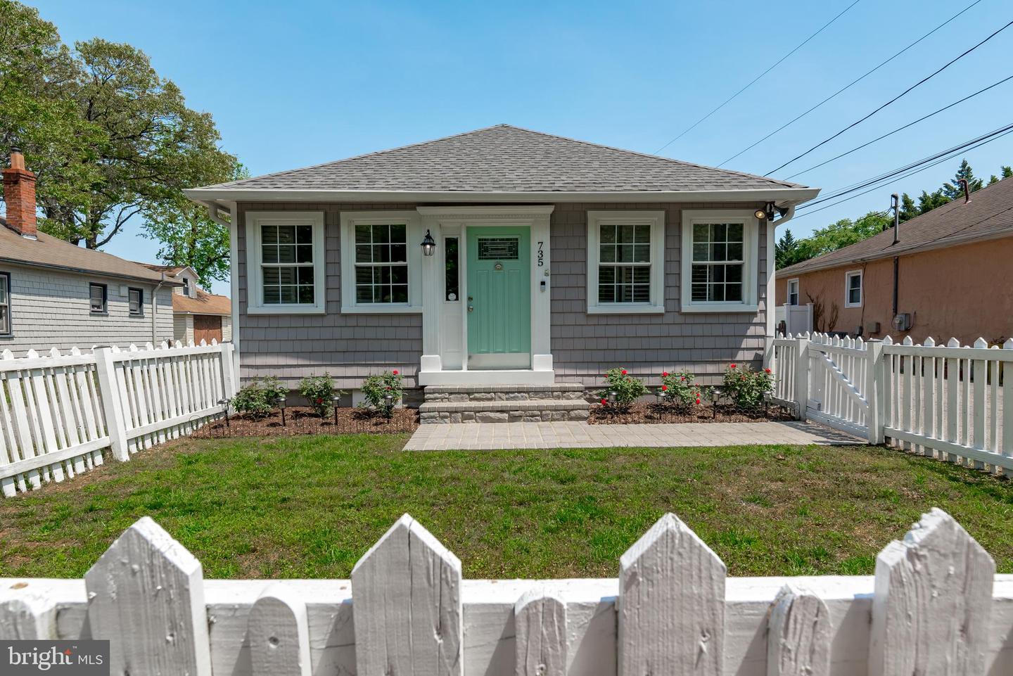 735 Cottage Drive, Arnold
