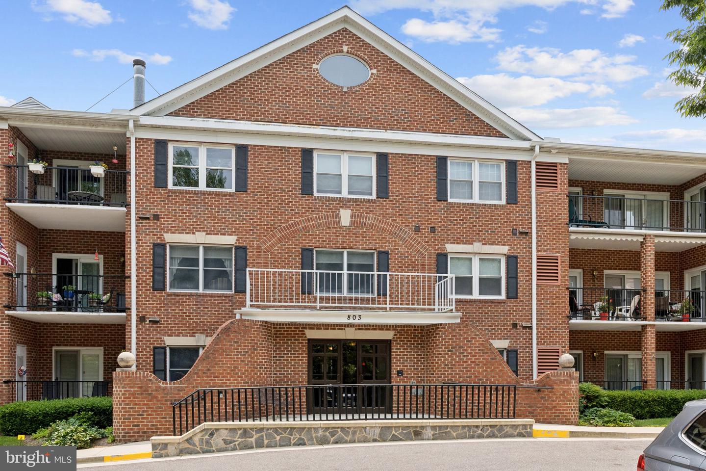 803 Coxswain Way #107, Annapolis