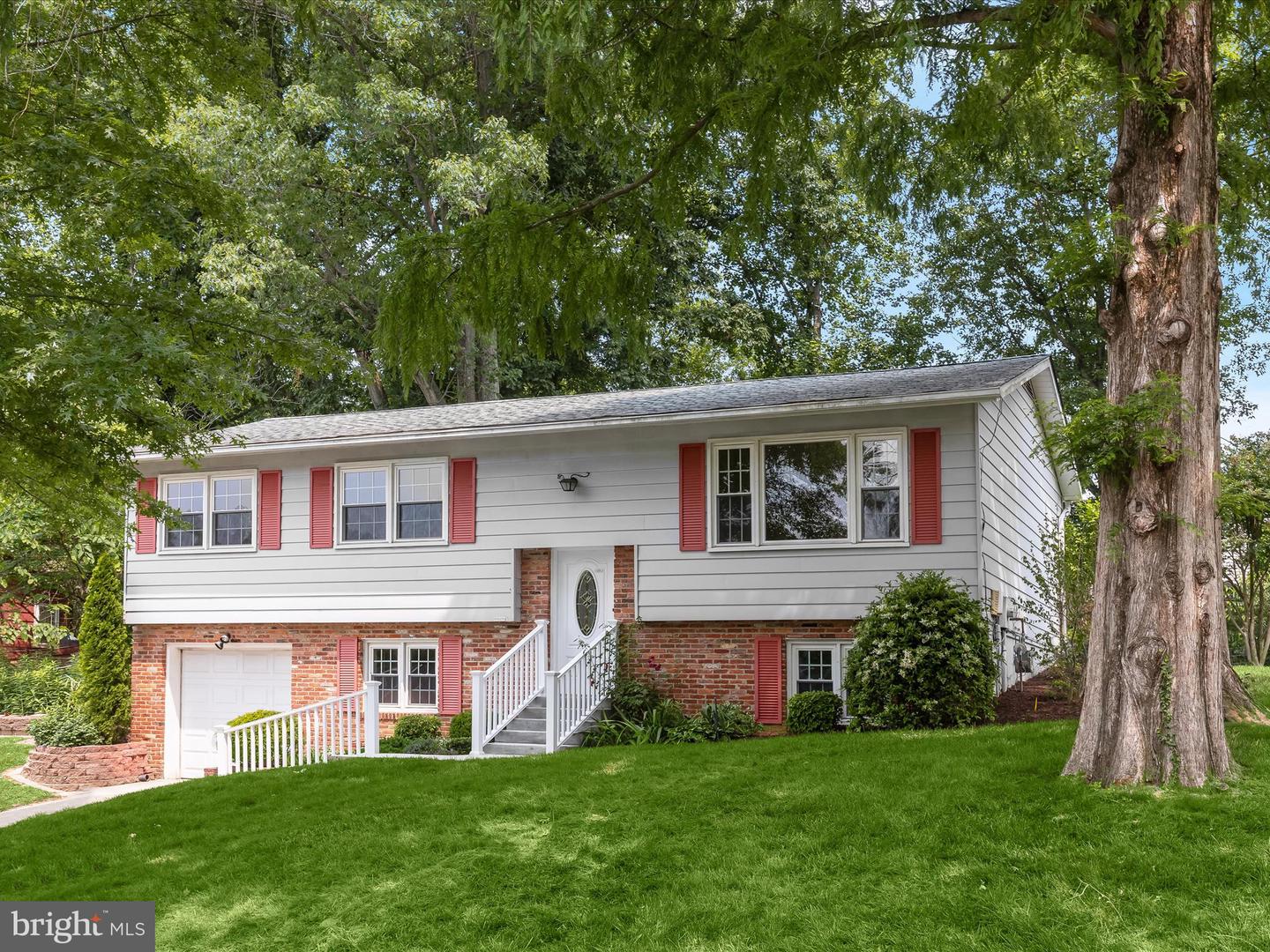 108 Bosun Road, Arnold