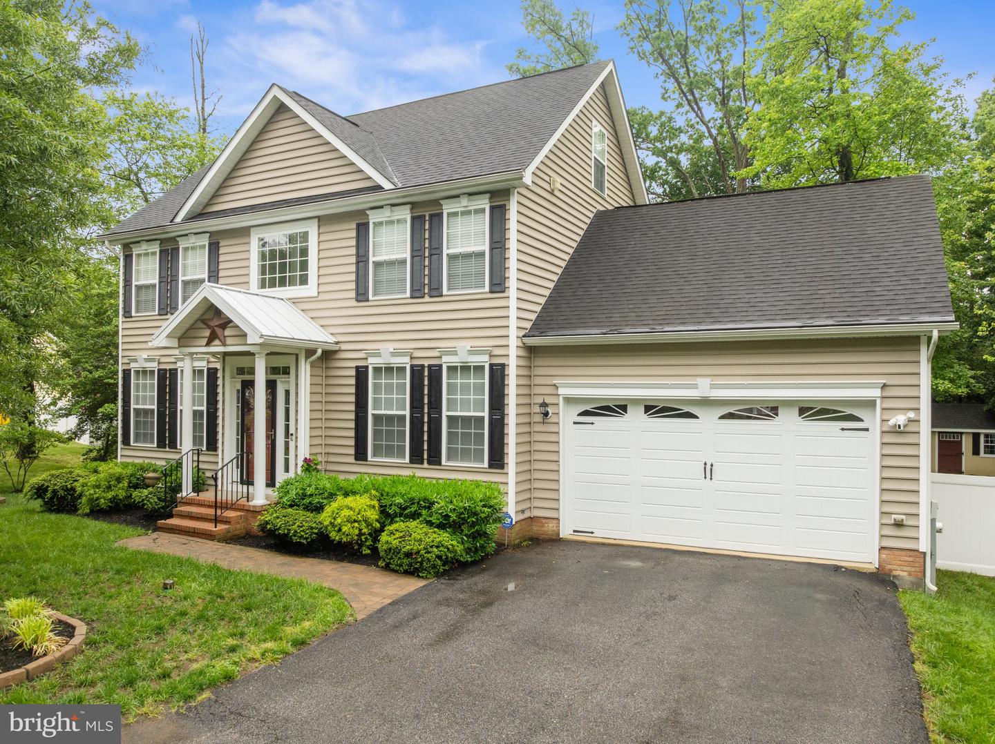 1407 James Way, Edgewater