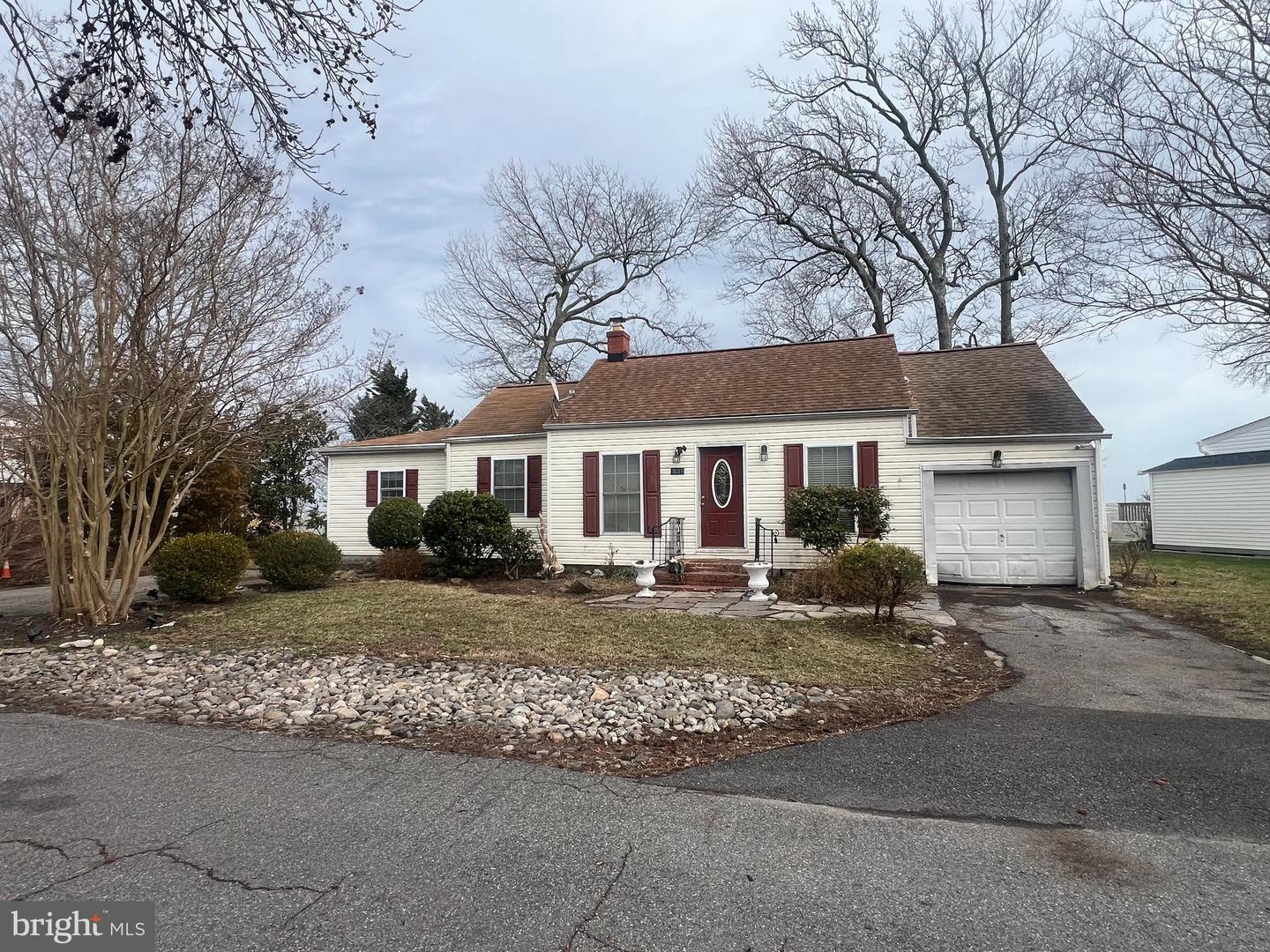 5227 Al Jones Drive, Shady Side