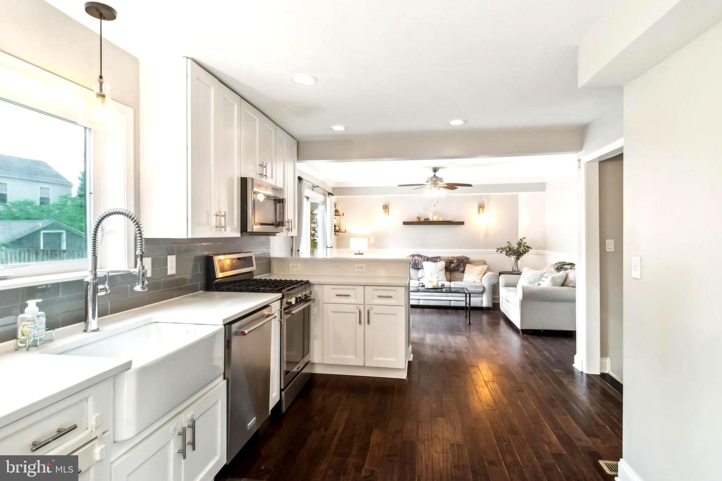 7940 Royal Mint Place, Pasadena