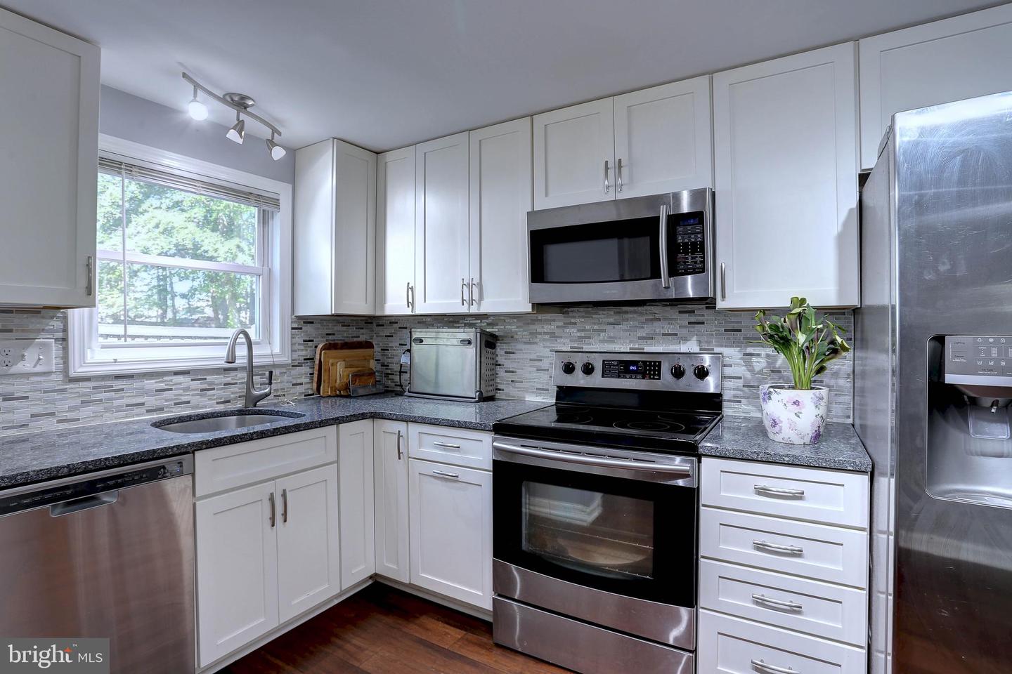 3574 Brickwall Lane, Pasadena