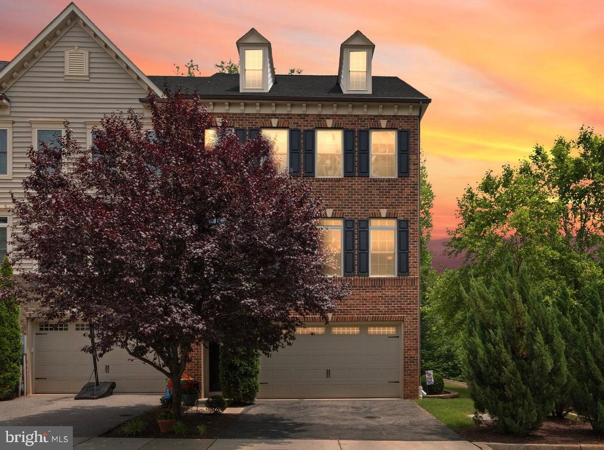 1121 Canterwood Place, Arnold
