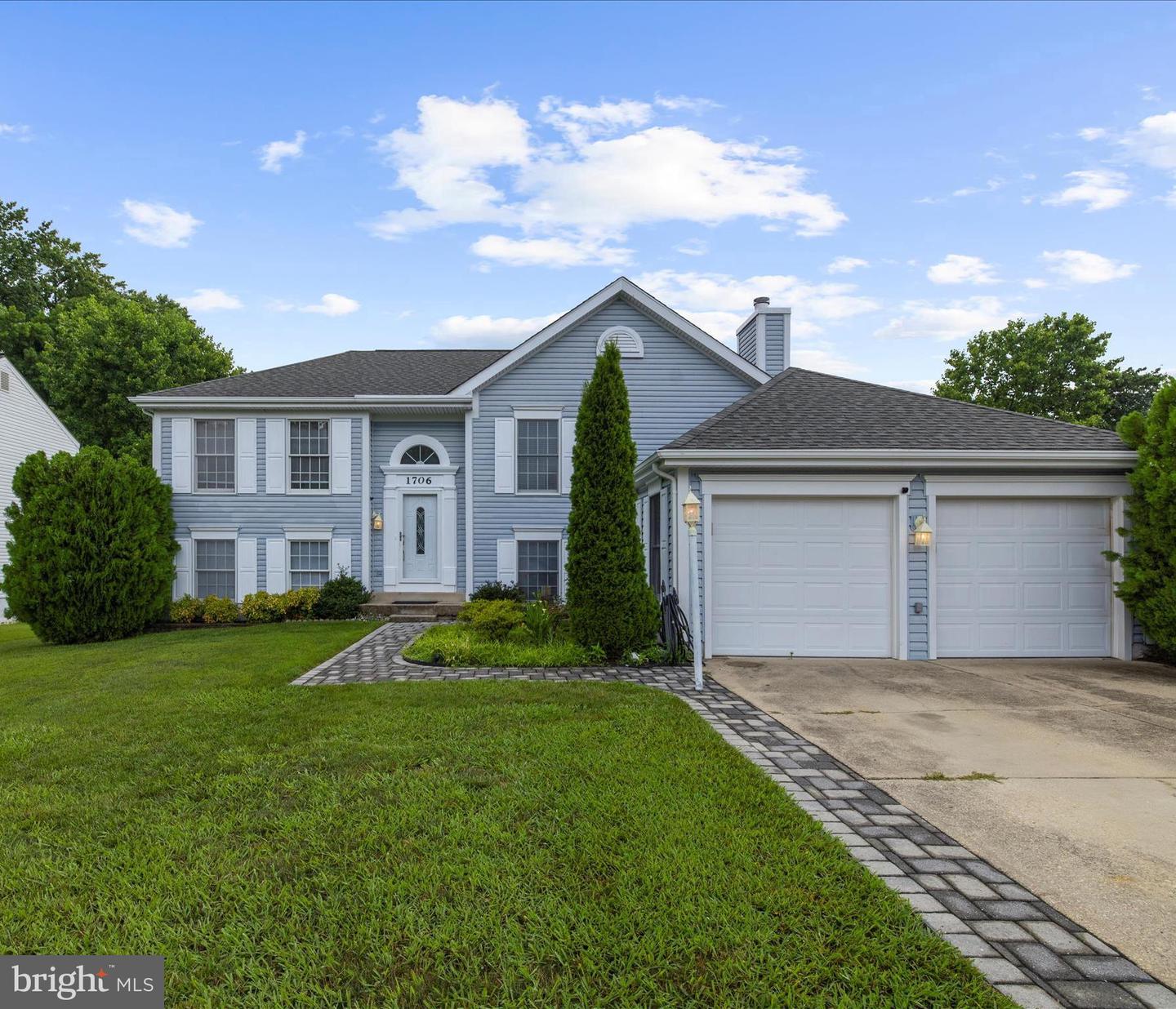 1706 Angel Court, Severn