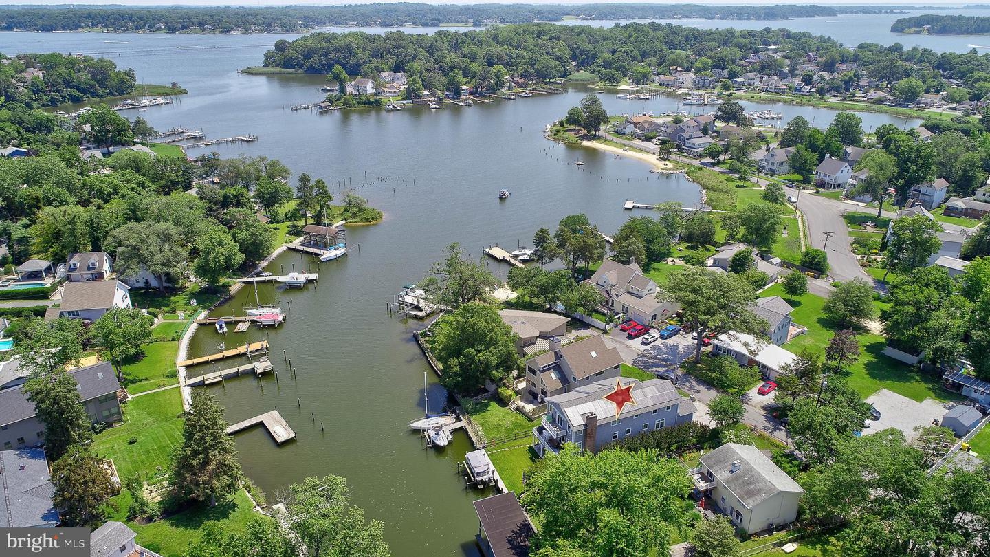 1539 Pine Whiff Avenue, Edgewater