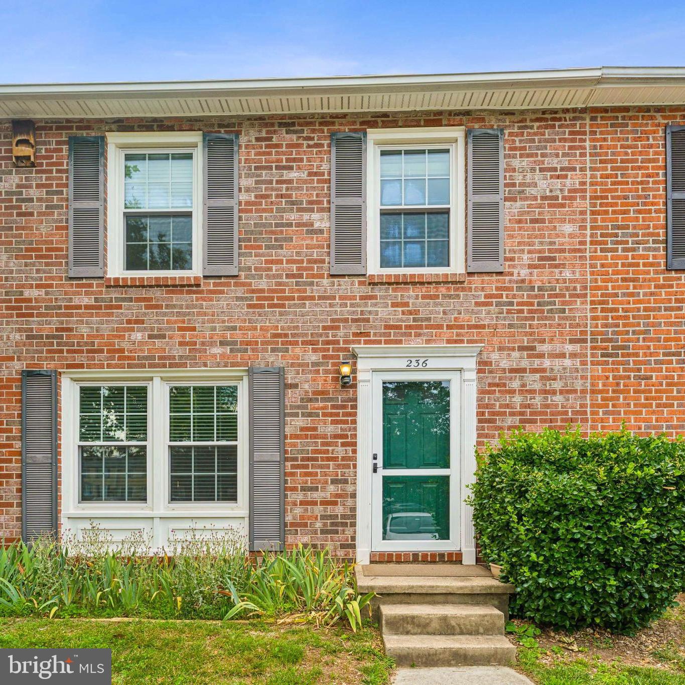 236 Michele Circle, Millersville