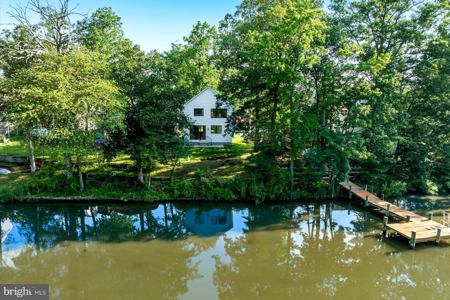 2054 Shore Drive, Edgewater