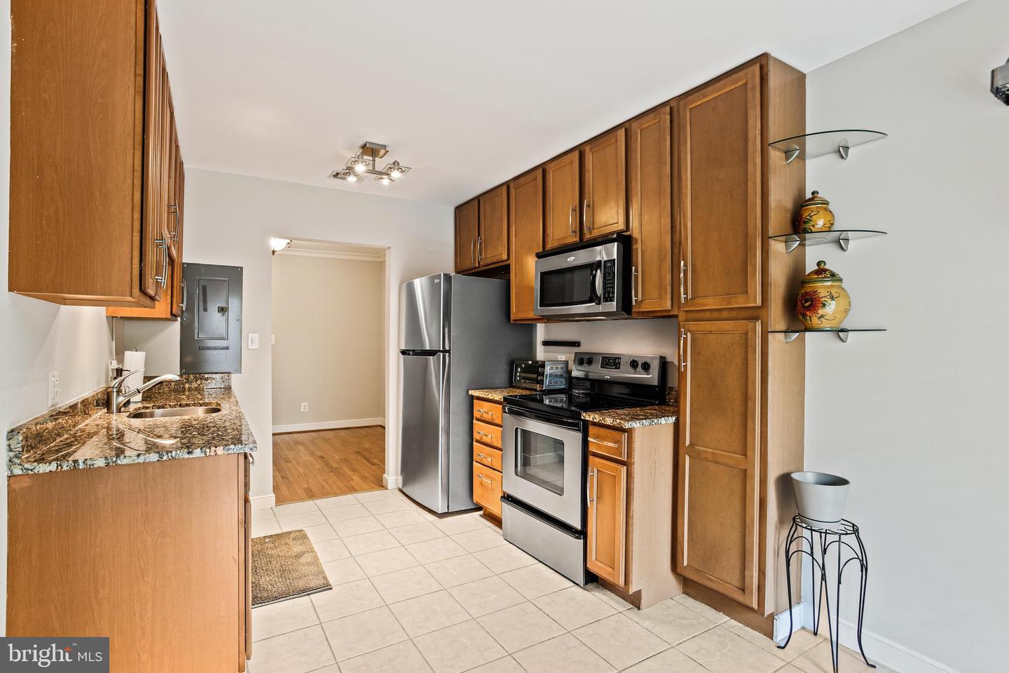 300 Hilltop Lane #300k, Annapolis