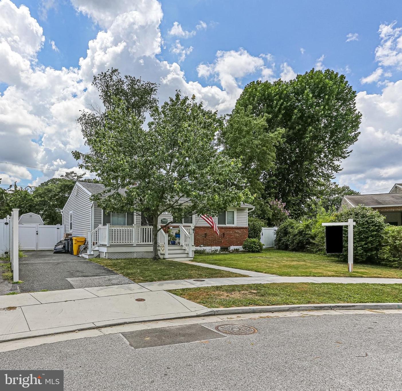 210 Hollywood Court, Glen Burnie