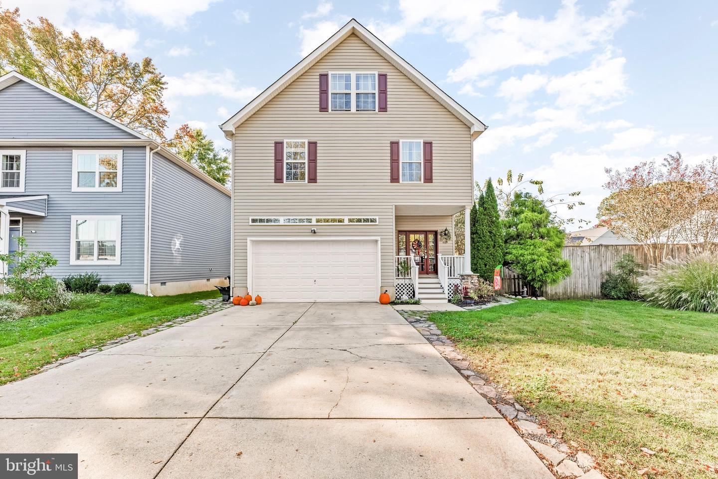 619 Park Place, Deale